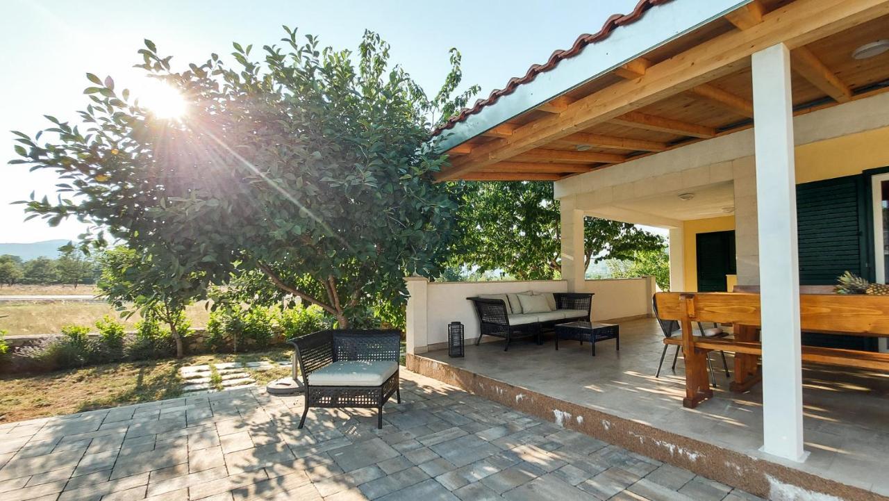 Villa Legacy Krusvar Esterno foto