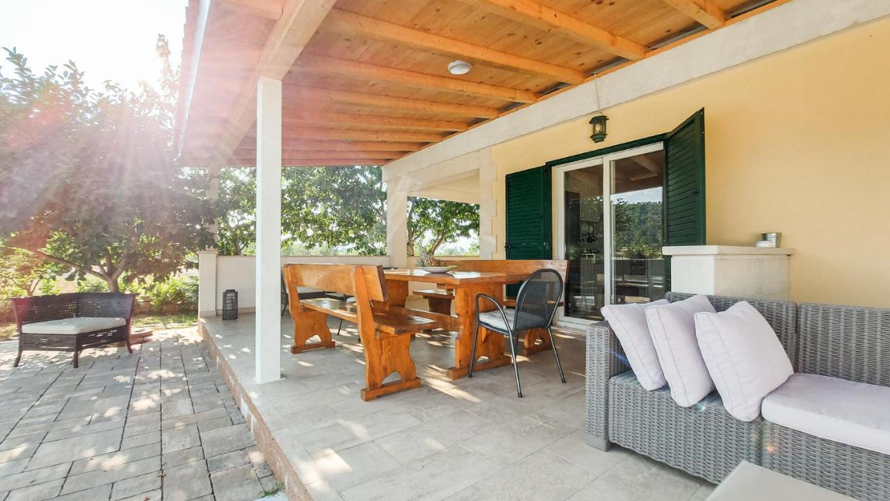 Villa Legacy Krusvar Esterno foto